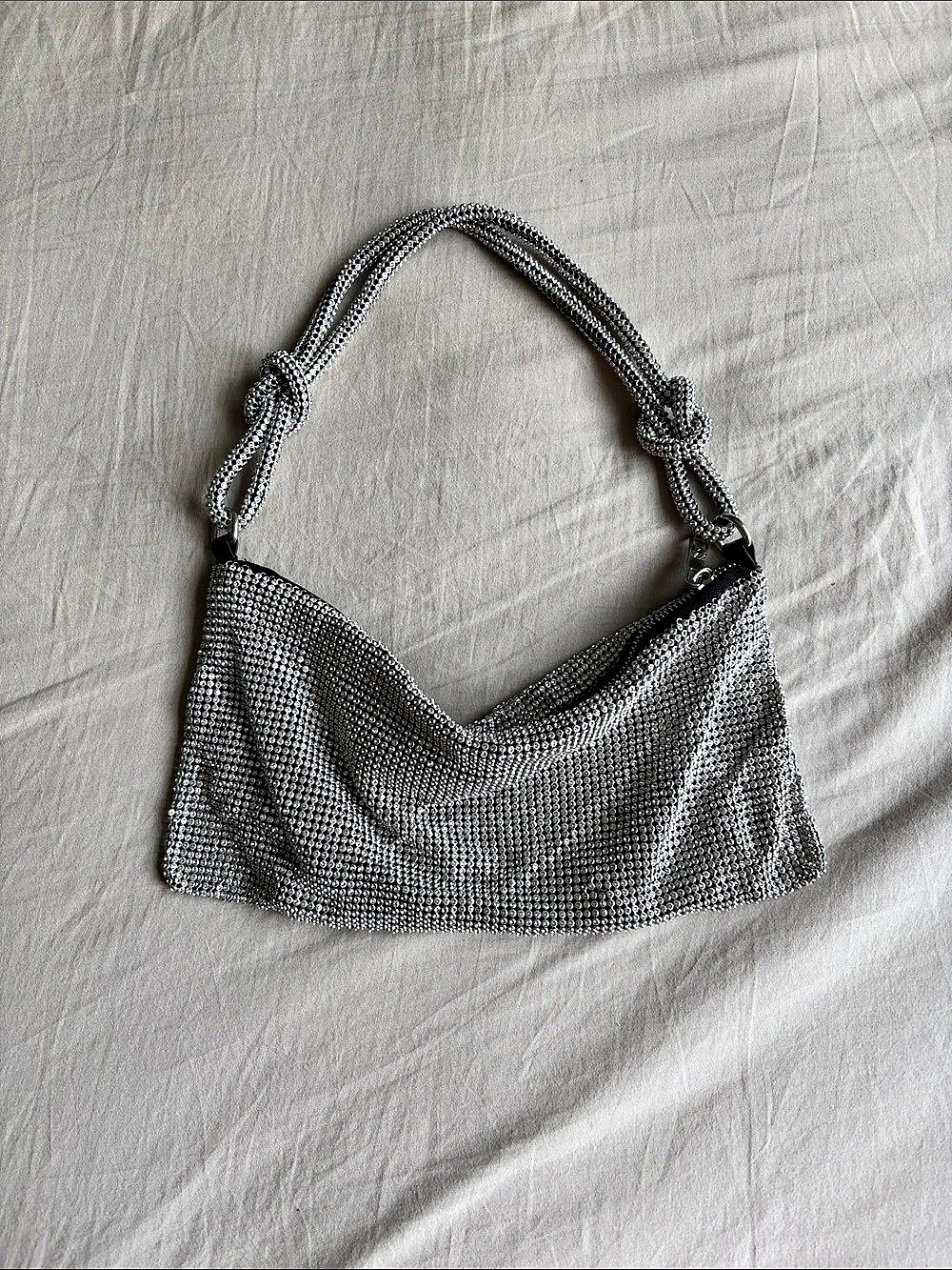 Dynamite Chain Shoulder Bag in Silver Sparkles